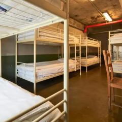 G guesthouse Itaewon - Hostel Кровать в общем номере с двухъярусной кроватью фото 11