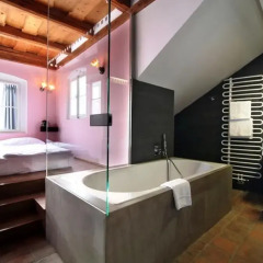 Отель Design Neruda 4* Улучшенный номер с различными типами кроватей фото 13