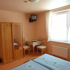 Гостиница Guest House u Monastyrya Стандартный номер с различными типами кроватей