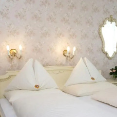 Hotel Pension Baronesse 4* Стандартный номер с различными типами кроватей фото 9
