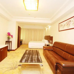 Overseas Chinese Friendship Hotel 3* Люкс с различными типами кроватей фото 4