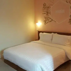Хостел Siri Poshtel Bangkok Номер Делюкс с двуспальной кроватью фото 14