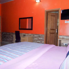 Отель Topaz Lodge 2* Апартаменты с различными типами кроватей