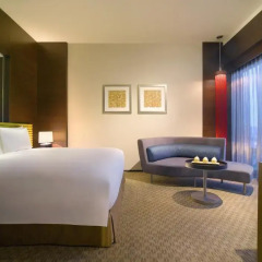 Отель Hyatt On The Bund 5* Стандартный номер с различными типами кроватей фото 2