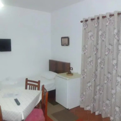 Отель Red Rose Guest house 2* Стандартный номер с различными типами кроватей фото 6