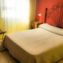 Отель Hostal Restaurante El Paso Испания, Байлен - отзывы, цены и фото номеров - забронировать отель Hostal Restaurante El Paso онлайн комната для гостей