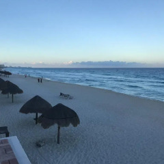 Отель Cancun Condo Rent пляж