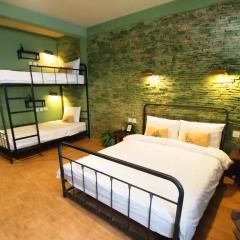 Niras Bankoc Cultural Hostel Стандартный номер с различными типами кроватей