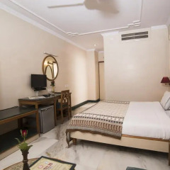 LMB Hotel 3* Представительский номер с различными типами кроватей фото 8