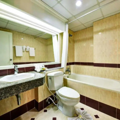 Jomtien Garden Hotel & Resort 4* Номер Делюкс с различными типами кроватей фото 16