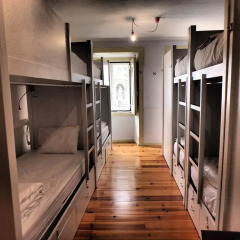 Hub New Lisbon Hostel Стандартный номер с различными типами кроватей фото 3
