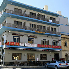 Отель Reno's Guest House Стандартный номер фото 3