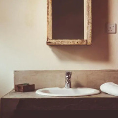 Somewhere Nice - Hostel Кровать в общем номере с двухъярусной кроватью фото 4