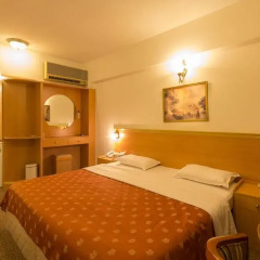 OYO 118 Dallas Hotel 2* Стандартный номер с двуспальной кроватью фото 5