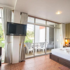 Отель Lanta Nice Beach House 2* Улучшенный номер фото 25