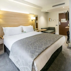 Отель Holiday Inn London - Kensington 4* Стандартный номер с различными типами кроватей