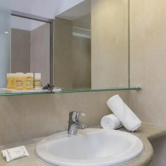 Best Western Hotel Plaza 4* Стандартный номер с различными типами кроватей фото 3