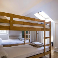 Отель Oasis Backpackers' Mansion Lisbon Кровать в общем номере фото 8