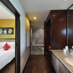 Отель Andaman White Beach Resort 4* Люкс с различными типами кроватей фото 33