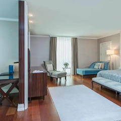 Elite World Business Hotel 5* Полулюкс с двуспальной кроватью