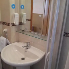 Отель Hostal Juan XXIII Стандартный номер с различными типами кроватей фото 19