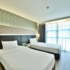 Отель Prestige Suites Bangkok Номер Делюкс фото 3
