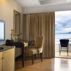 Отель D Varee Jomtien Beach 4* Номер Делюкс с различными типами кроватей фото 6