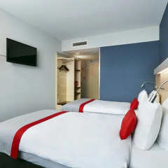 Отель Holiday Inn Express Berlin City Centre 3* Стандартный номер с двуспальной кроватью фото 5