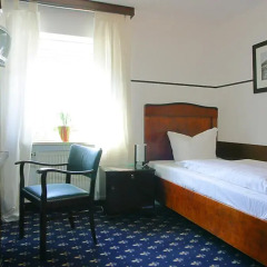 Отель Airporthotel Regent 3* Стандартный номер с различными типами кроватей фото 6