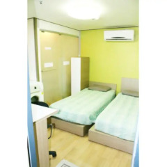 Отель Patio 59 Hongdae Guesthouse 2* Номер категории Эконом с 2 отдельными кроватями фото 4