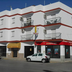 Отель Hostal Paco Pepe Испания, Кониль-де-ла-Фронтера - отзывы, цены и фото номеров - забронировать отель Hostal Paco Pepe онлайн городской автобус