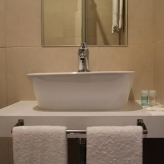 Отель Decanting Porto House 2* Стандартный номер с двуспальной кроватью фото 10