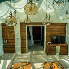 Hotel Hedonic