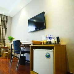 Отель Insail Hotels Railway Station Guangzhou 3* Номер Делюкс с различными типами кроватей фото 4