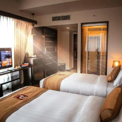 Halong Palace Hotel 4* Номер Делюкс с различными типами кроватей фото 4