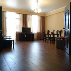 Апартаменты Apartments on Karachaevskaya 60 комната для гостей фото 2