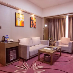 La Perle International Hotel 4* Улучшенный люкс с различными типами кроватей фото 9