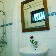 Отель Flower Garden Homestay 3* Улучшенный номер фото 11