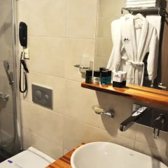 Апарт-Отель Tophane Suites Люкс с двуспальной кроватью фото 24