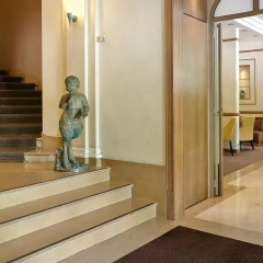Отель Royal Hotel Paris Champs Elysées Франция, Париж - отзывы, цены и фото номеров - забронировать отель Royal Hotel Paris Champs Elysées онлайн интерьер отеля