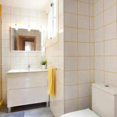 Отель LetsGo Sagrada Familia Penthouse Барселона ванная фото 2