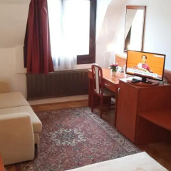 Helios Hotel Pension 3* Стандартный номер с различными типами кроватей фото 8