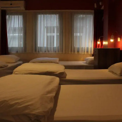 Twins Rooms Hostel комната для гостей фото 4