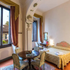 Paris Hotel 3* Улучшенный номер с двуспальной кроватью фото 2