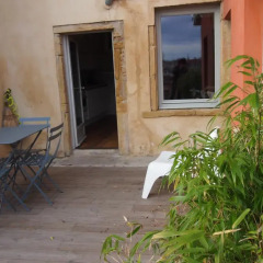 Отель Terrasse Privée du Vieux Lyon Франция, Лион - отзывы, цены и фото номеров - забронировать отель Terrasse Privée du Vieux Lyon онлайн балкон