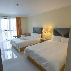 Royal Orchid Guam Hotel 3* Улучшенный номер с двуспальной кроватью фото 6