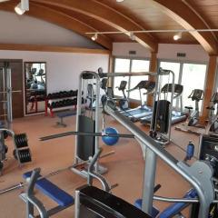 Отель White Dream Hotel Албания, Тирана - отзывы, цены и фото номеров - забронировать отель White Dream Hotel онлайн фитнесс-зал фото 3