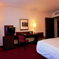 Отель Golden Tulip Warsaw Centre 4* Стандартный номер с различными типами кроватей фото 2