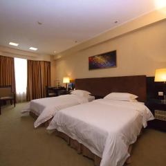 King Garden Hotel комната для гостей фото 3