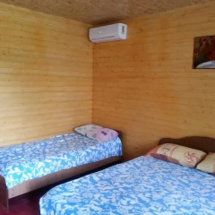 Гостиница Guesthouse Uyutniy Номер Комфорт с различными типами кроватей